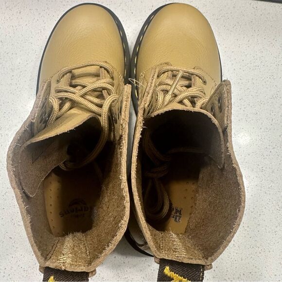 NEW Dr. Martens Women's 1460 Pascal Virginia Leather Boots Savannah Tan Sz 6 US - Picture 6 of 8